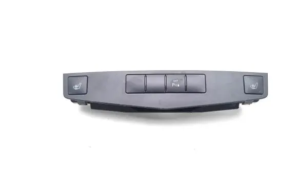 Mercedes-Benz C W204 Seat heating switch A2048704310 33702401