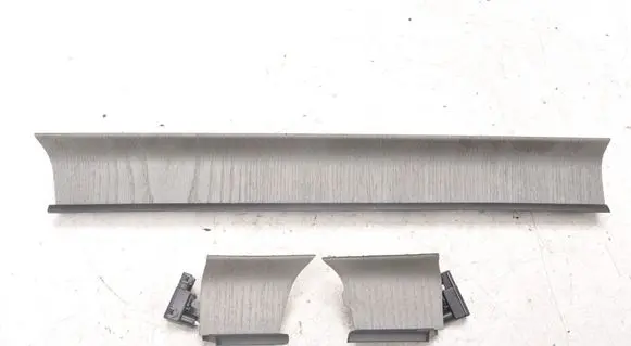Volvo XC40 sill trim set (inner) 31477775