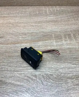 BMW 3 E46 Electric window control switch 8368941 WithPlug