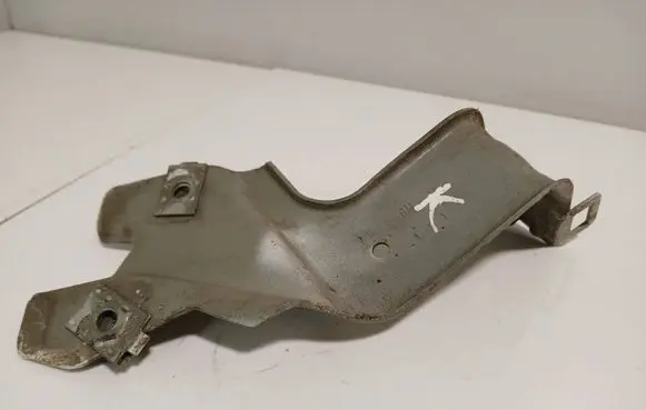 Opel Insignia A Fender mounting bracket LH1951