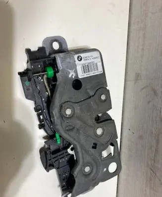 BMW X1 F48 F49 Tailgate lock latch 271244001