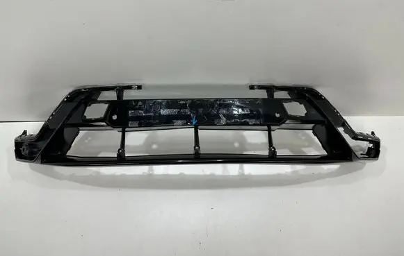 Lamborghini Urus Front bumper 4ML807110