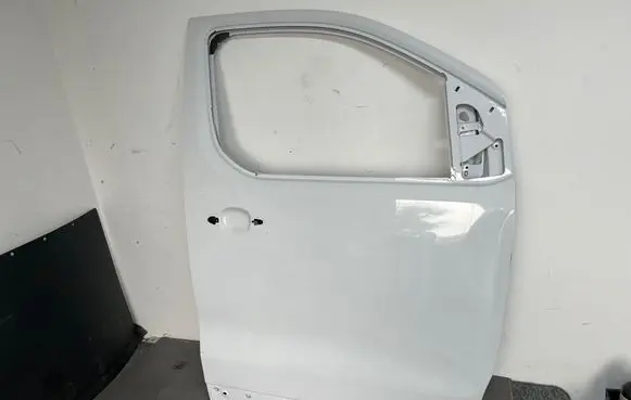 Peugeot Expert Front door 