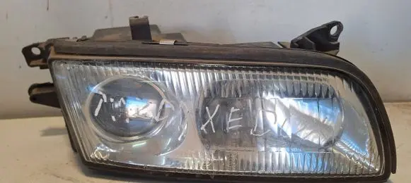 Mazda Xedos 9 Headlight/headlamp E474 6815R26 68151