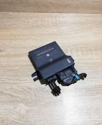 Audi A8 S8 D3 4E Gateway control module 4E0907468E