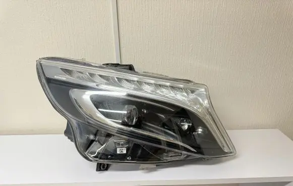 Mercedes-Benz Vito Viano W447 Headlight/headlamp