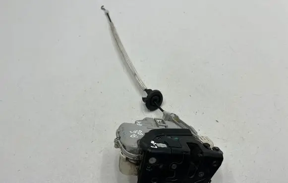 Audi A6 S6 C6 4F Front door lock 4F1837015