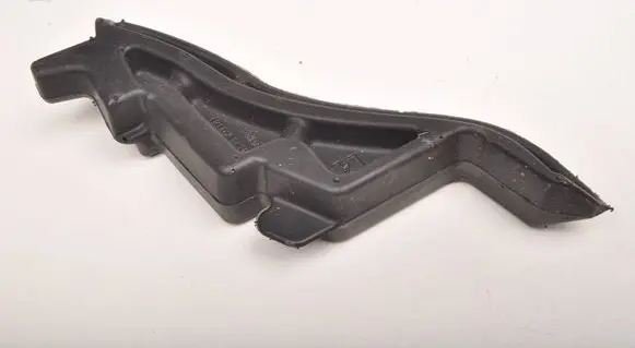 Toyota Yaris Fender foam support/seal 53154-K0020