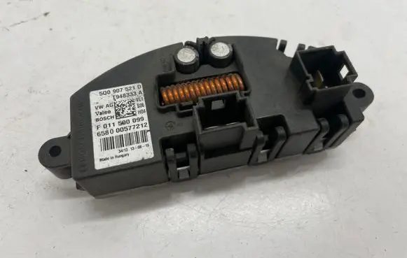 Audi A3 S3 8V Heater blower fan relay 5Q0907521D
