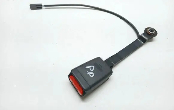 Mazda CX-5 Front seatbelt buckle 150218EB