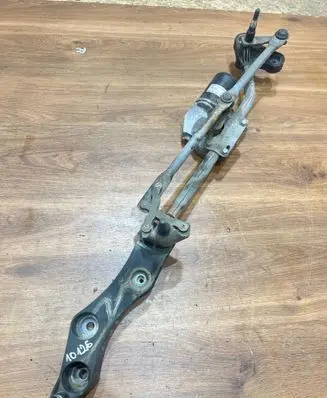 BMW 5 E60 E61 Front wiper linkage and motor 7194029 7193995