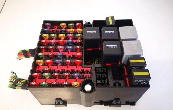 Ford Fiesta Fuse box set 2S6T14A073AB