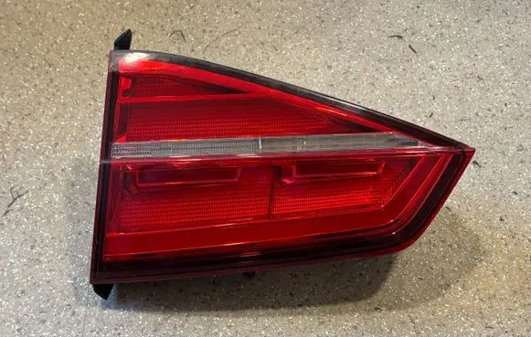 Volkswagen Jetta VI Tailgate rear/tail lights 5C6945308H