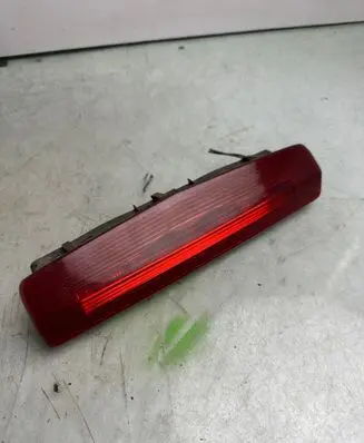 Opel Astra H Third/center stoplight 5423332
