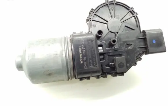 Alfa Romeo Giulietta Wiper motor 0390243019