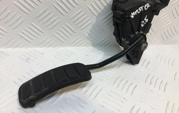 Renault Master II Accelerator throttle pedal 7700314525