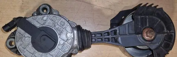 Peugeot 508 Timing belt tensioner 759883280
