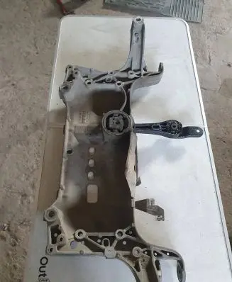 Volkswagen PASSAT B6 Front subframe 3C0199369F