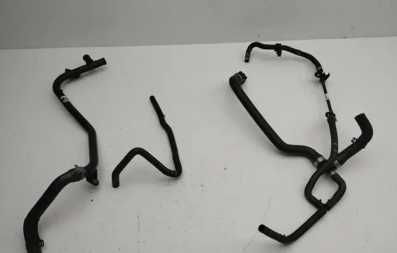 Audi A1 Engine coolant pipe/hose 05C121064C 2Q0121109B