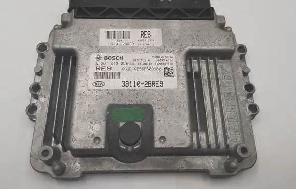KIA Ceed Engine control unit/module 391012BRE9 391102BRE9 0261S13258