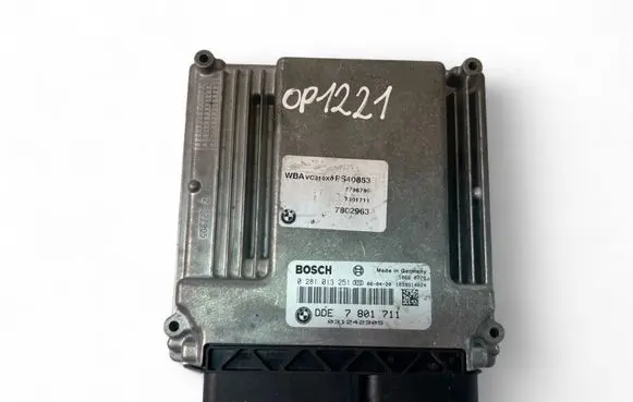 BMW 5 E60 E61 Engine control unit/module ECU 7801711 0281013251