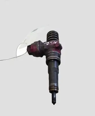 Volkswagen Sharan Fuel injector 0414720038 038130073AK