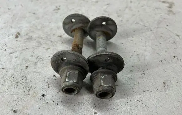 Ford Mustang VI Rear suspension camber bolt DG9Z5K978A