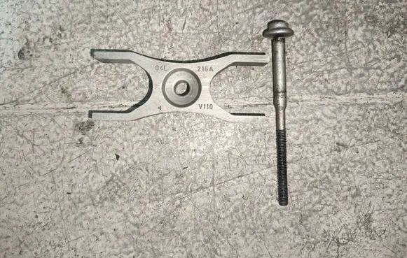 Fuel Injector clamp holder