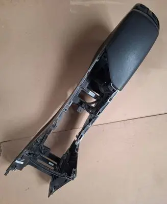 Hyundai i40 Center console 