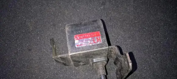 Mitsubishi Galant Airbag deployment crash/impact sensor mb942469 187200-0230