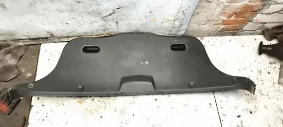 BMW 3 E36 Tailgate trim 8146171