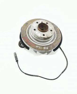 BMW 3 E90 E91 Rear wheel hub 