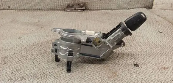 Opel Zafira B Ignition lock 