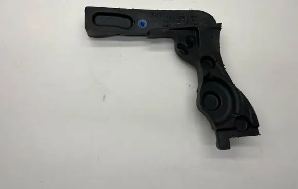 Peugeot 308 Other engine bay part 9677265180