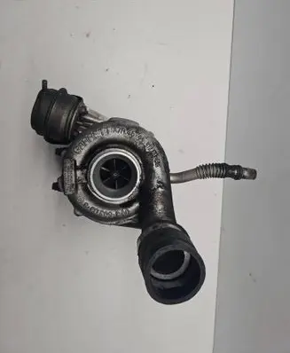 Audi A8 S8 D2 4D Turbo GT2052V 058145701F