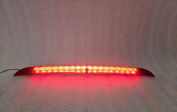 Third/center stoplight