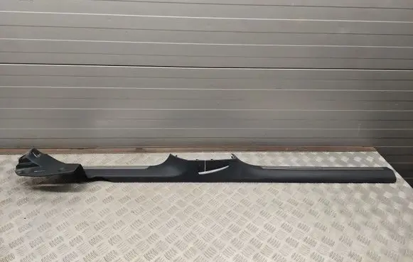 Volkswagen PASSAT CC Sill 3AA853369