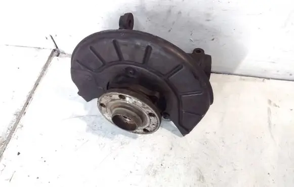 Volkswagen Touran I Front wheel hub spindle knuckle