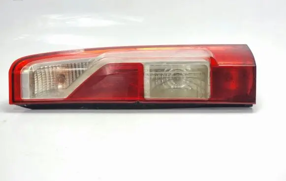 Renault Master III Rear/tail lights