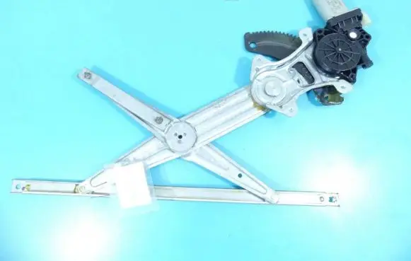 Nissan Micra Front door window regulator with motor IMPRK1315287