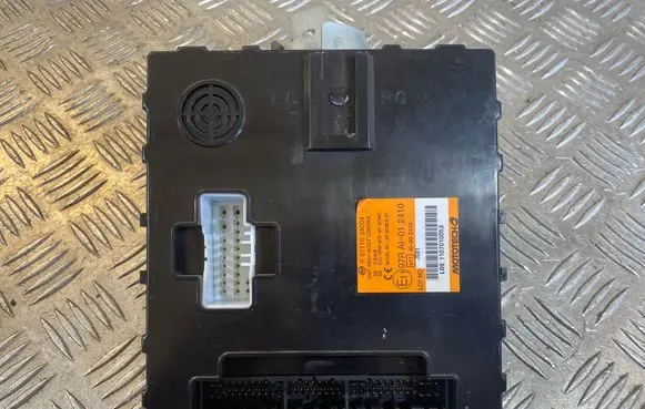 SsangYong Korando Comfort/convenience module 8711034004 1107010053 AL002410