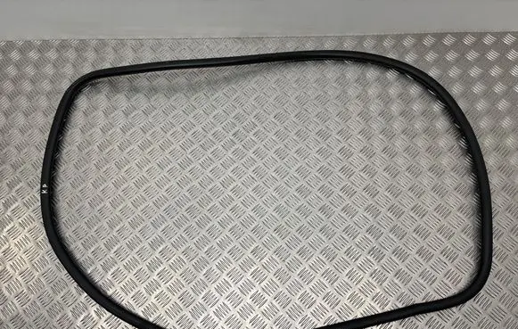 Jeep Cherokee Rubber seal front door (on door) 68103081aa