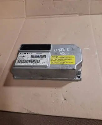 Volvo V70 Airbag control unit/module P30667469 0285001655 0229025501