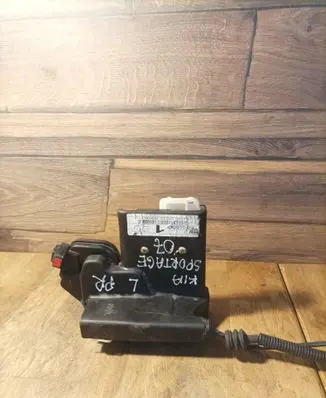 KIA Sportage Front door lock