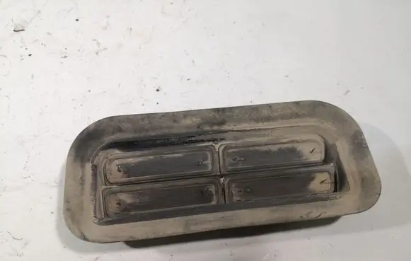 Volkswagen Phaeton Quarter panel pressure vent 3D0819465