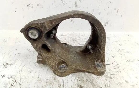 Volvo XC60 Driveshaft support bearing bracket 31375838