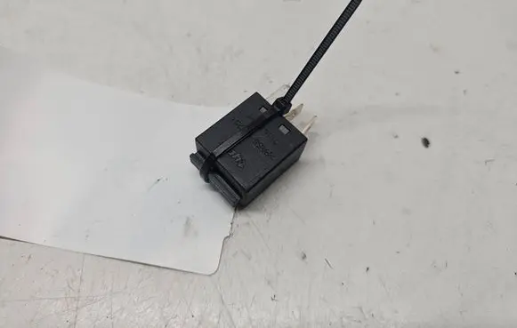 Audi Q7 4L Other relay 8Z0951253