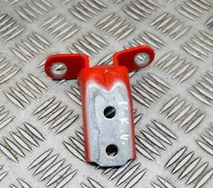 Hyundai Kona I Front door upper hinge