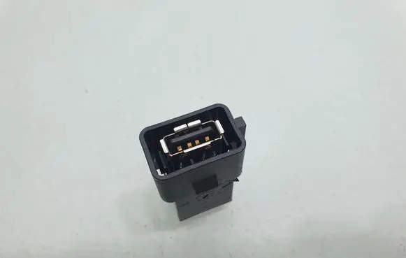 Volvo V40 USB socket connector 19A164VA
