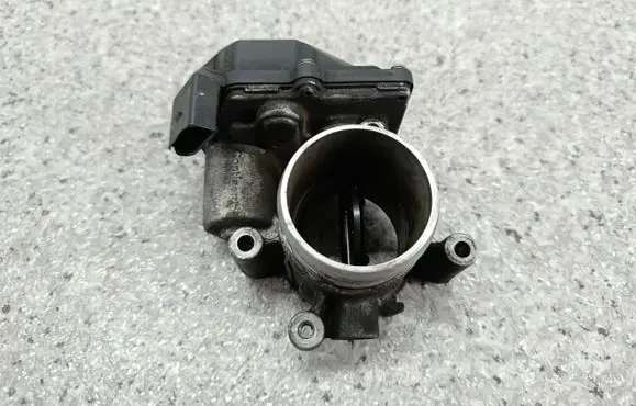 Skoda Superb B6 (3T) Throttle body valve 03L128063AC